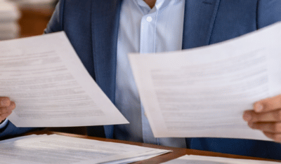 Para reconhecer firma a pessoa precisa estar presente?